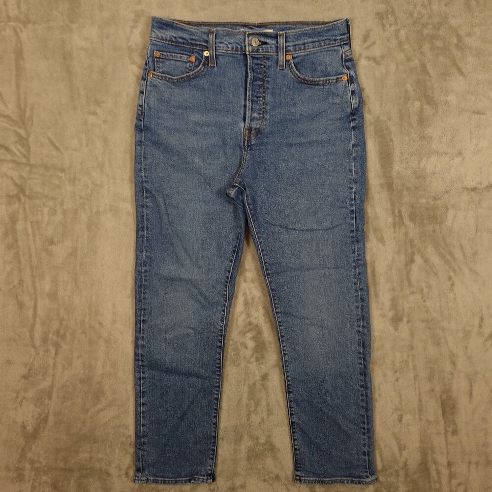 Levi's jeans Wedgie Straight women's 31 blue denim red tab button fly